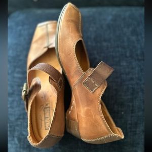 Pikolinos Gandia Mary Jane Shoes Sz 9 1/2 Heel Leather Adjustable Strap